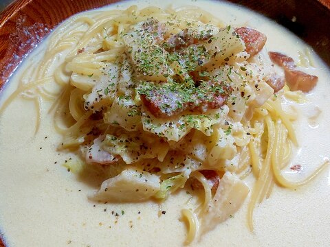 白菜とベーコンのクリームスープパスタ